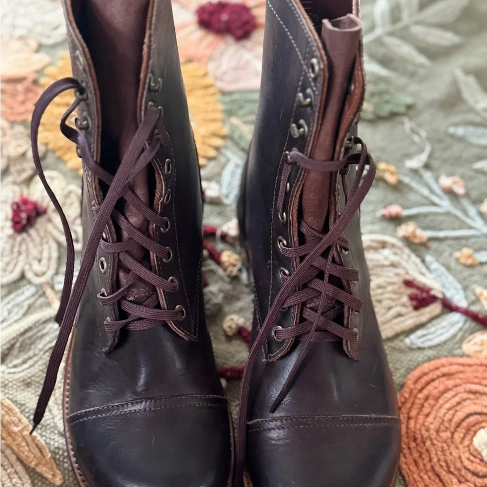 Julian Boots custom Cat Paw - Picture 3 of 3